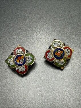 💚2/$60 Vintage  Multicolor Floral Mosaic clip Earrings #55mo